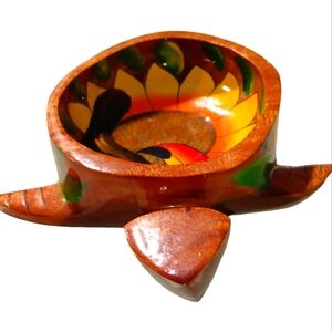 PAINTED WOOD Carved Turtle Trinket holder